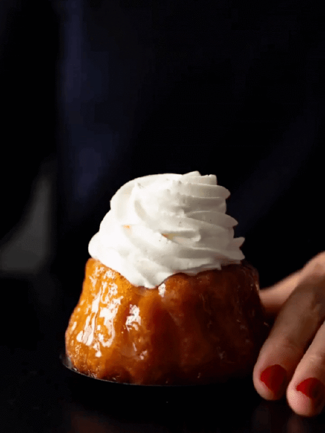 Rum Baba individual | La Patisserie Cyril Lignac