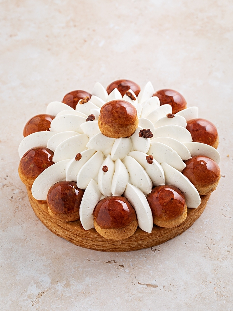 Saint-Honoré Vanilla Praline | La Patisserie Cyril Lignac