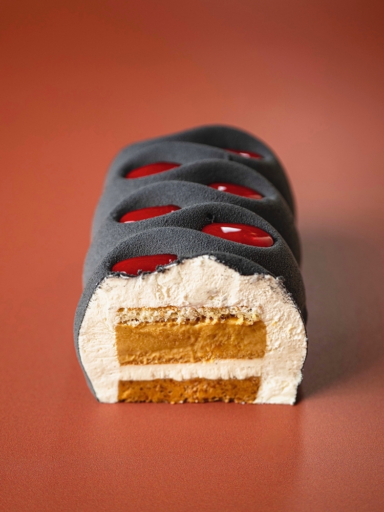 Bûche Equinoxe La Patisserie Cyril Lignac