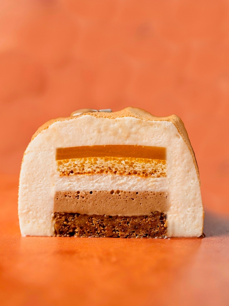 Bûche Amande Mandarine La Patisserie Cyril Lignac