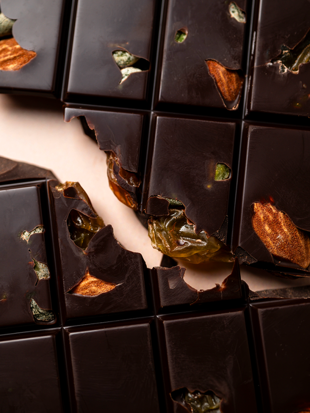 Dark Chocolate Mendiant Tablet | La Patisserie Cyril Lignac