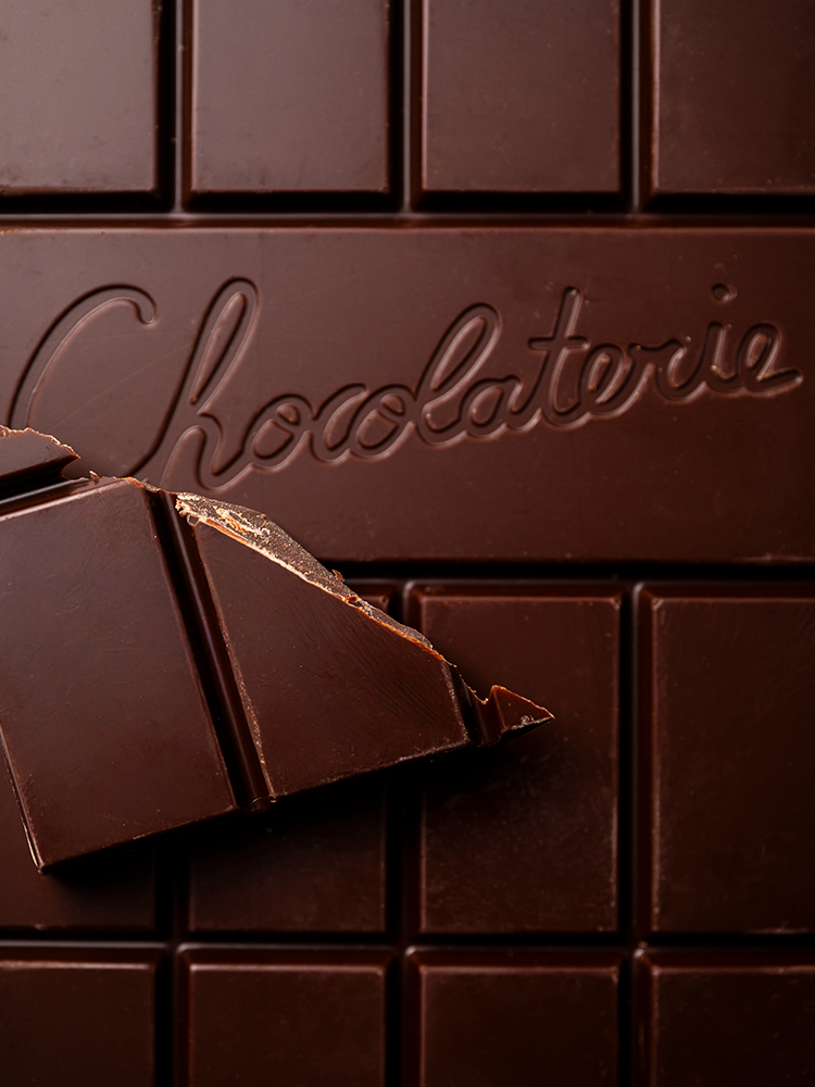 Dark Chocolate Ecuador Tablet | La Patisserie Cyril Lignac