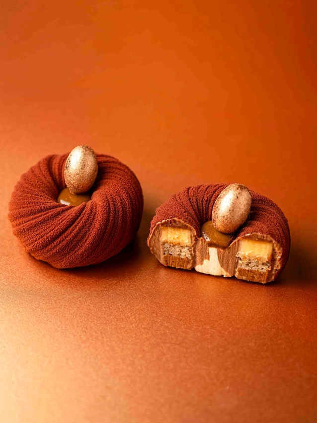 Easter individual entremets | La Patisserie Cyril Lignac