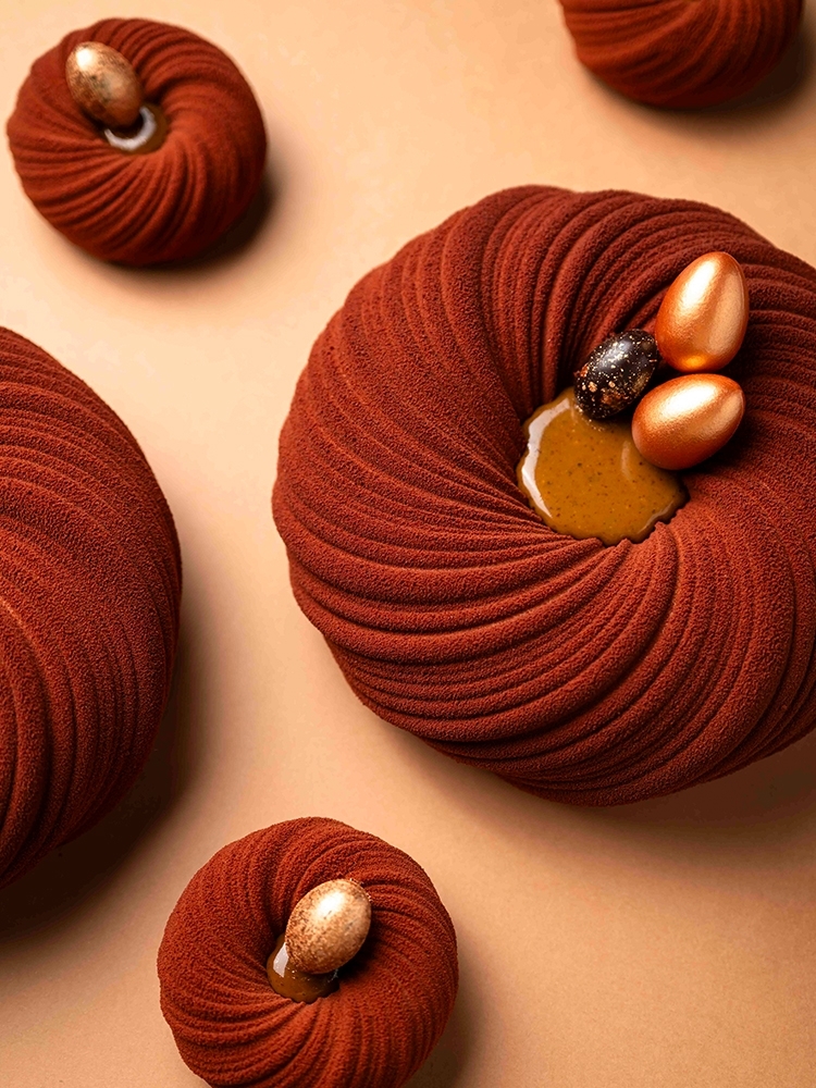 Easter entremets | La Patisserie Cyril Lignac