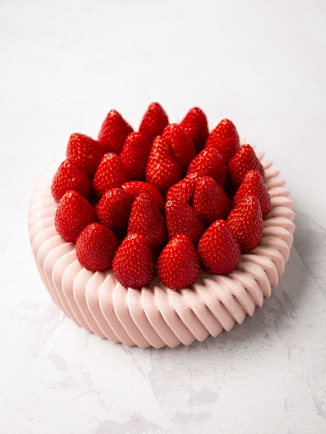 Strawberry Entremets | La Patisserie Cyril Lignac