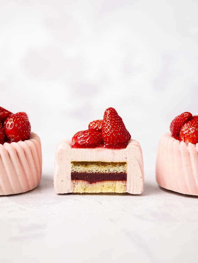 Entremets Fraise individuel La Pâtisserie Cyril Lignac