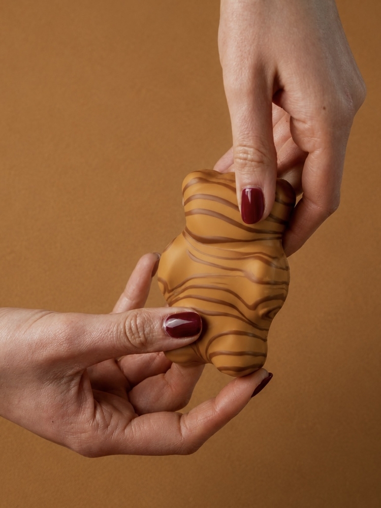 Pecan Praline Marshmallow Bear XL | La Patisserie Cyril Lignac