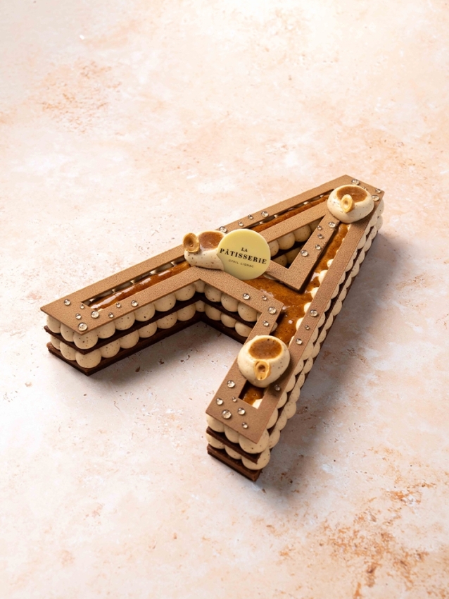LETTER CAKE | La Pâtisserie Cyril Lignac