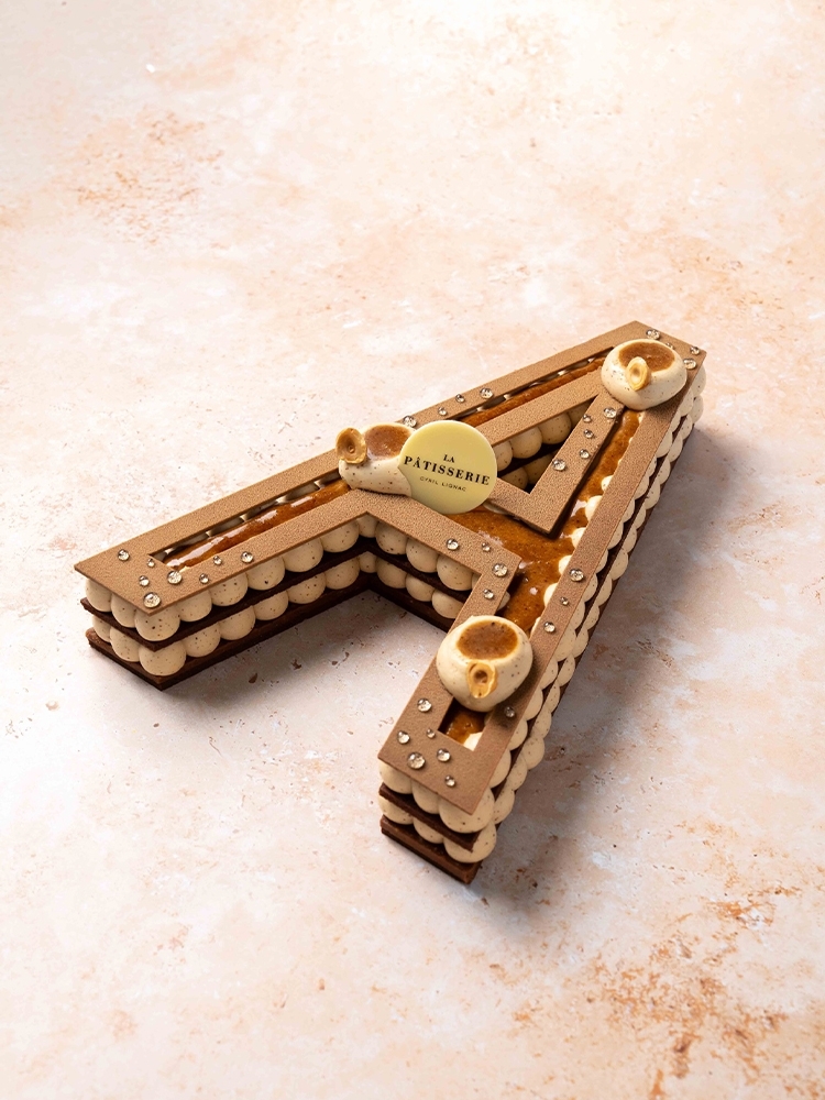 LETTER CAKE | La Pâtisserie Cyril Lignac