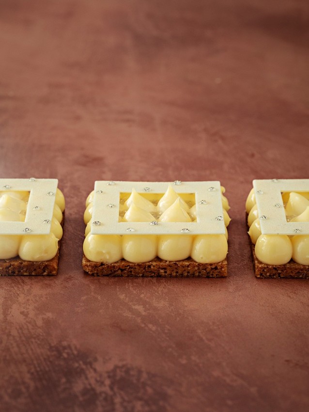 Lemon tart individual | La Patisserie Cyril Lignac