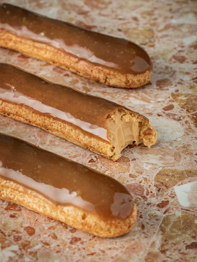 Caramel Eclair | La Patisserie Cyril Lignac