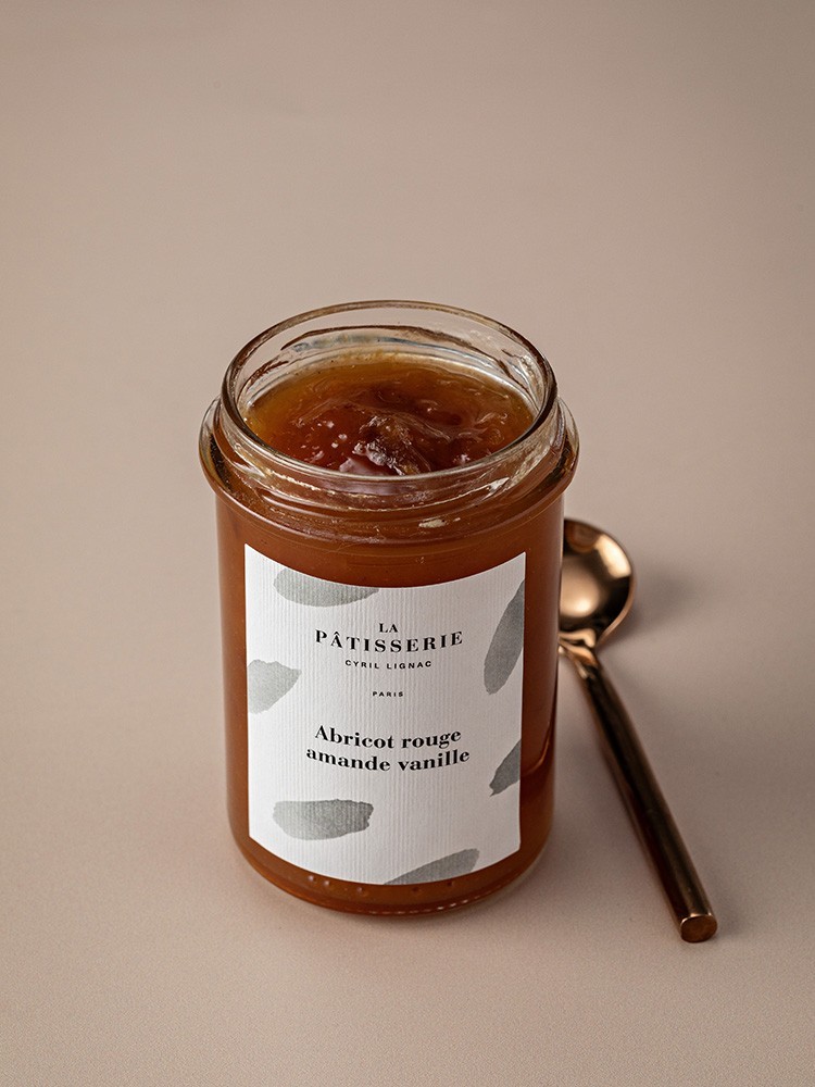 Red Apricot From Roussillon Almond Vanilla | La Patisserie Cyril Li...