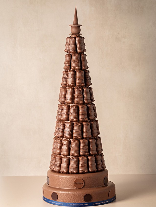 85 marshmallow bears Pyramid | La Patisserie Cyril Lignac