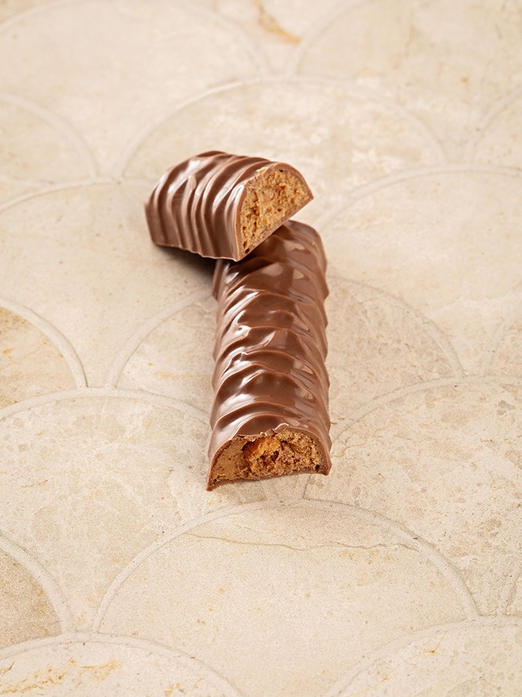 Hazelnut Praline Bar | La Patisserie Cyril Lignac