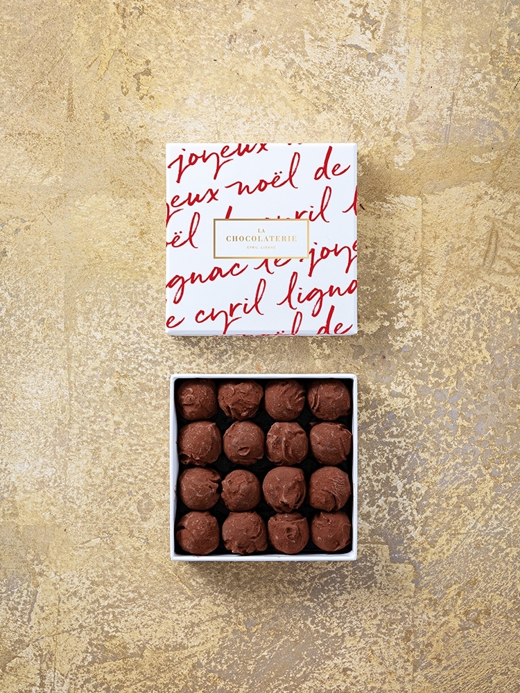 Chocolate Truffles | La Patisserie Cyril Lignac