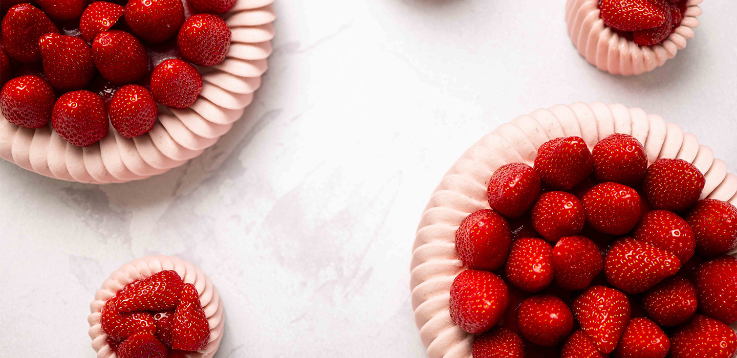<span class="black">ENTREMETS FRAISE</span>